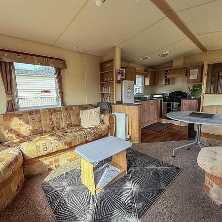 Spacious 8 Berth Caravan At Southview Holiday Park Near Skegness Ref 33018Ml Zewnętrze zdjęcie