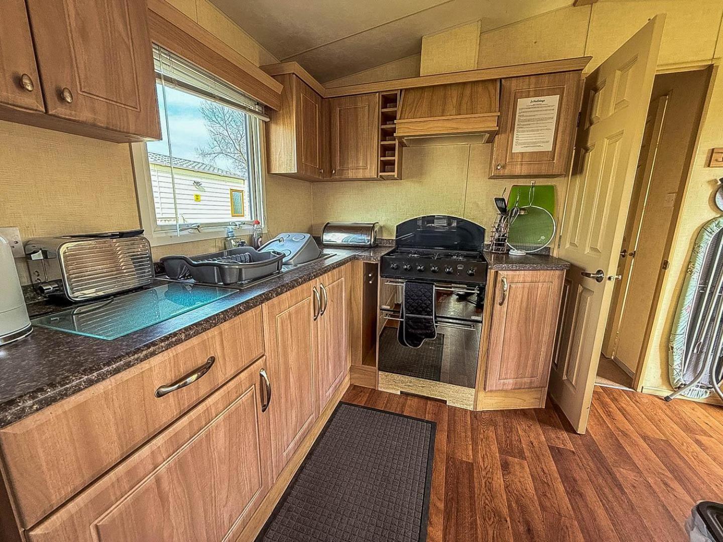 Spacious 8 Berth Caravan At Southview Holiday Park Near Skegness Ref 33018Ml Zewnętrze zdjęcie